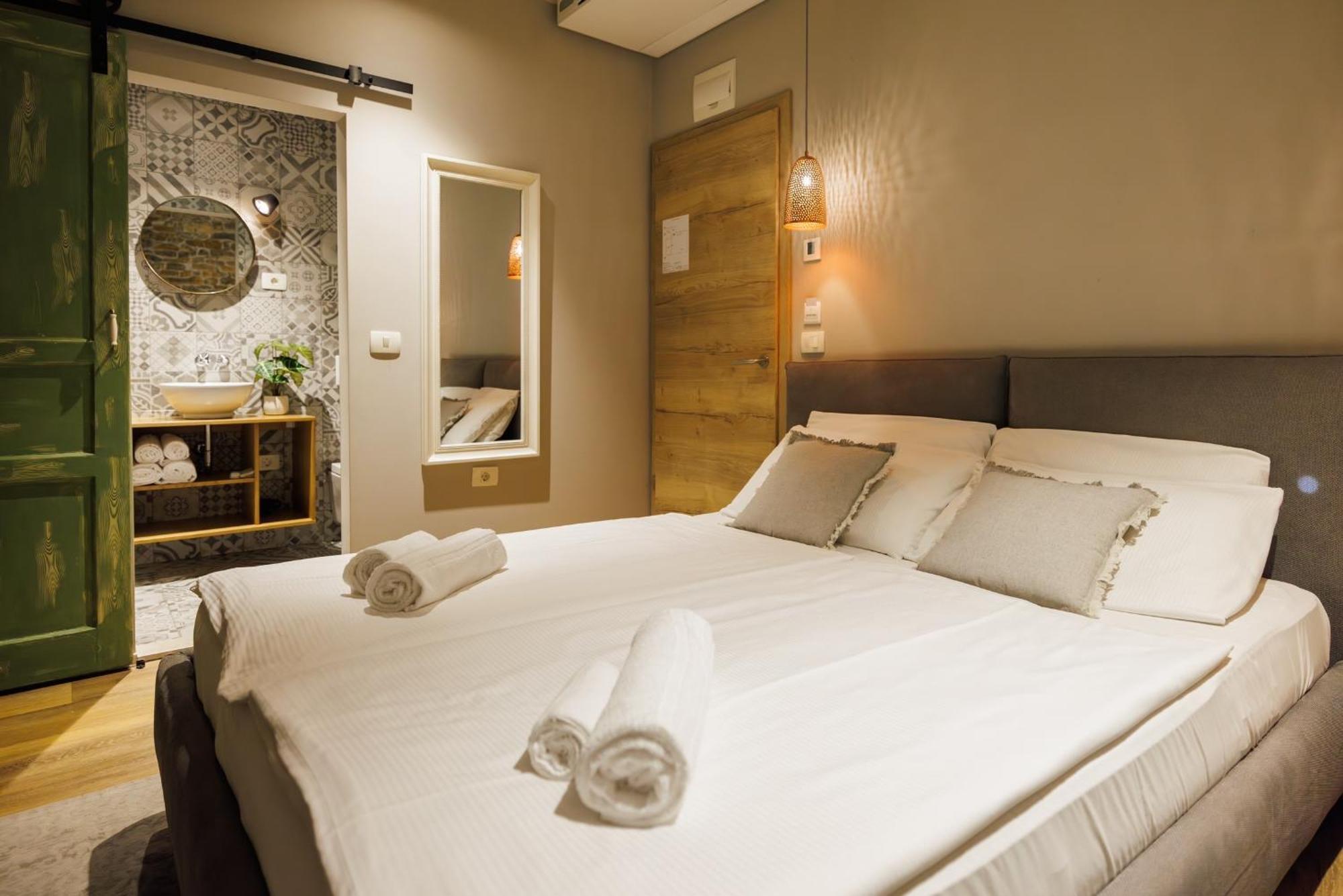 Vila Robida Rooms & Spa Črni Kal Eksteriør billede