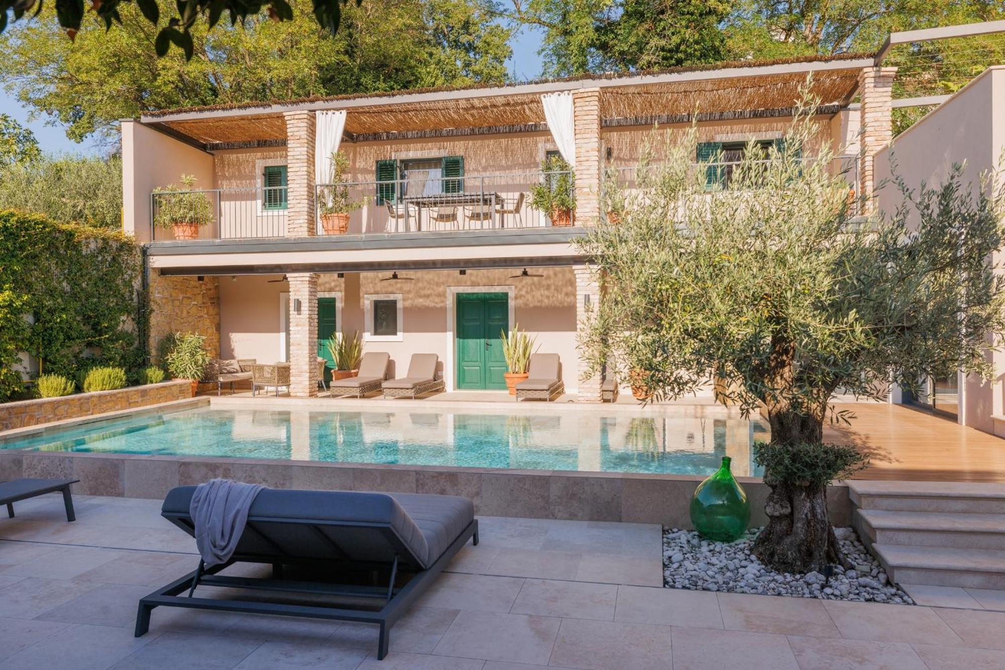 Vila Robida Rooms & Spa Črni Kal Eksteriør billede